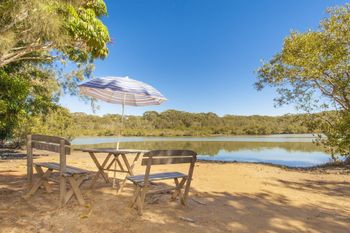 Spinnakers Loft 3 Bed Apartment - Sunshine Coast Guide 4