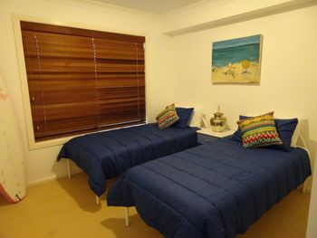 Spinnakers Loft 3 Bed Apartment - Sunshine Coast Guide 5