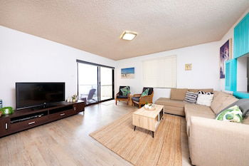 Hibiscus Court Unit 4 - Sunshine Coast Guide 6