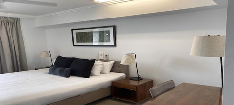 Airtrip Apartments On Carlyle St. Mackay - Sunshine Coast Guide 4