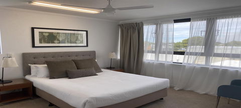 Airtrip Apartments On Carlyle St. Mackay - Sunshine Coast Guide 5