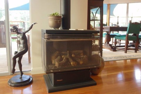 Crescent Head Farm - Sunshine Coast Guide 1