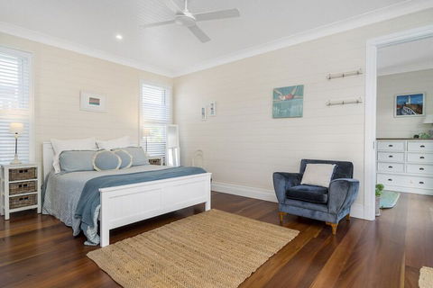 A PERFECT STAY - Stanhope Byron - Sunshine Coast Guide 7