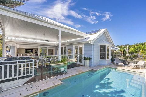 A PERFECT STAY - Stanhope Byron - Sunshine Coast Guide 4