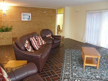 Ambience Holiday Apartments - Sunshine Coast Guide 5