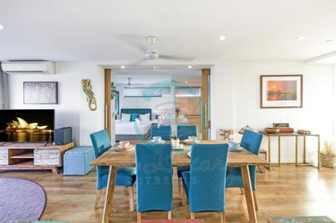 ZEN TOWERS - COZY HOLIDAY HOME For Families In CBD - Sunshine Coast Guide 0