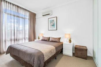 Adelaide DressCircle Apartments - Ward St - Sunshine Coast Guide 1
