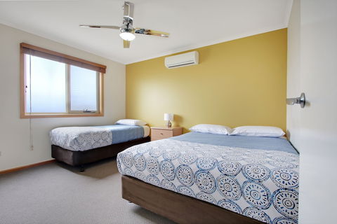 Apartments On Church - Unit 7 - Sunshine Coast Guide 6
