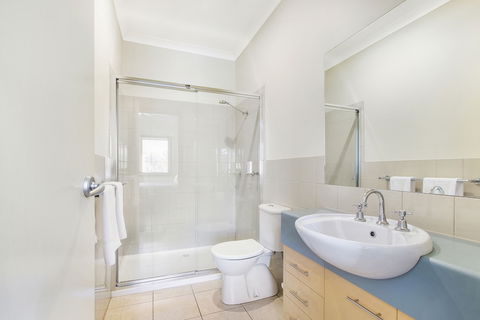 Apartments On Church - Unit 7 - Sunshine Coast Guide 2