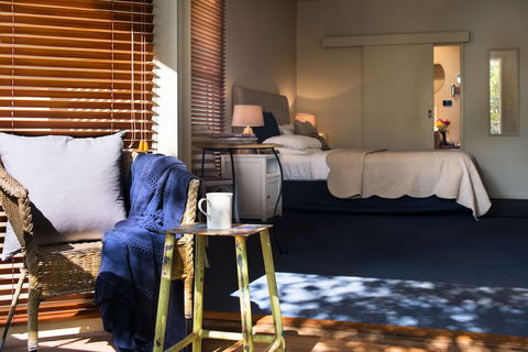 Lake Como Studio Daylesford - Sunshine Coast Guide 3