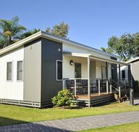 Lakeside Holiday Park - Sunshine Coast Guide