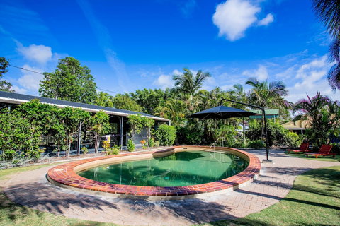 Tasman Holiday Parks - Hervey Bay - Sunshine Coast Guide 1