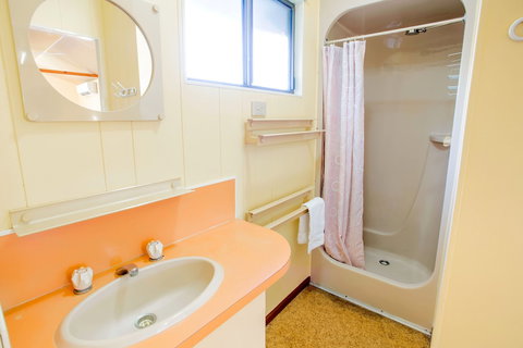 Tasman Holiday Parks - Hervey Bay - Sunshine Coast Guide 5