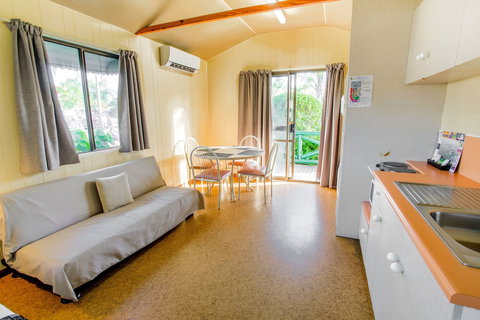 Tasman Holiday Parks - Hervey Bay - Sunshine Coast Guide 4