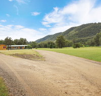 Feathertop Views and Dorm - Sunshine Coast Guide