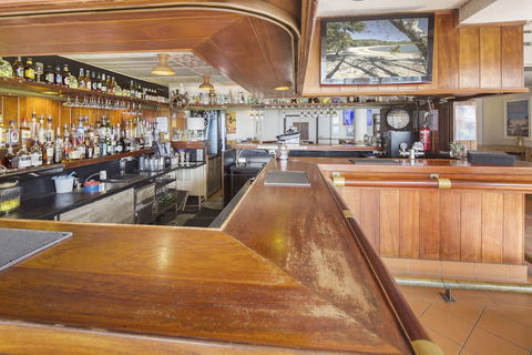 Ocean Views 49A - Sunshine Coast Guide 2