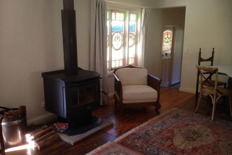 Mulla Villa - Sunshine Coast Guide 6