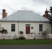 Cottage on Gunning - Sunshine Coast Guide