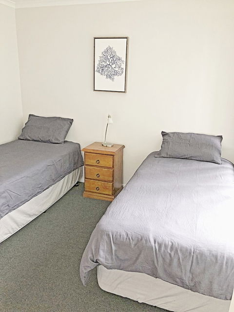 Albatross - Sunshine Coast Guide 3