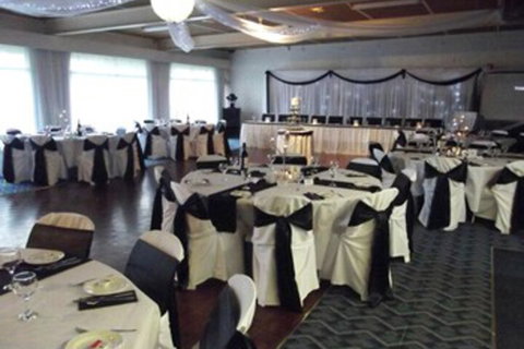 Tenterfield Golf Club Fairways Lodge - Sunshine Coast Guide 7