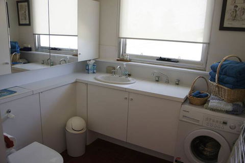 Beach Front The Wedge - Adults Only - Sunshine Coast Guide 6