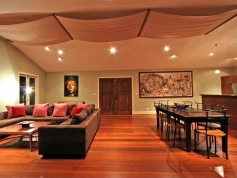 Laanecoorie Holiday House - Sunshine Coast Guide 5