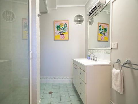 Sea180 Merimbula - Sunshine Coast Guide 4