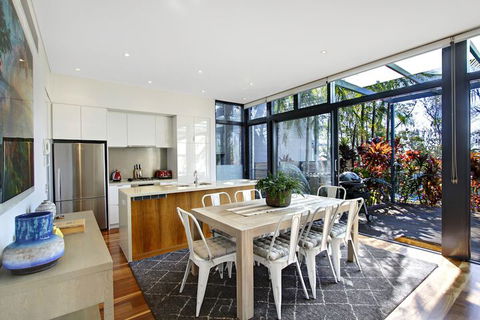 A PERFECT STAY - Ocean View At Kiah - Sunshine Coast Guide 6