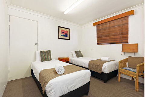 Riviera Motel Bundaberg - Sunshine Coast Guide 6