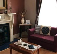 Jadan Cottages - Sunshine Coast Guide