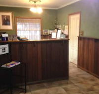 Charles Rasp Motor Inn  Cottages - Sunshine Coast Guide