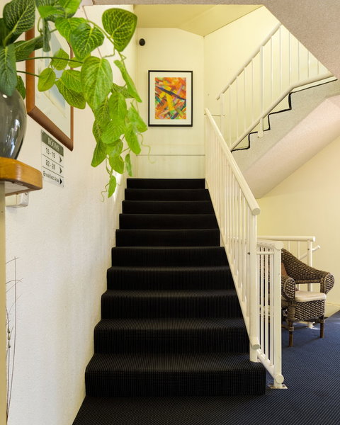 Toowong Central Motel Apartments - Sunshine Coast Guide 2