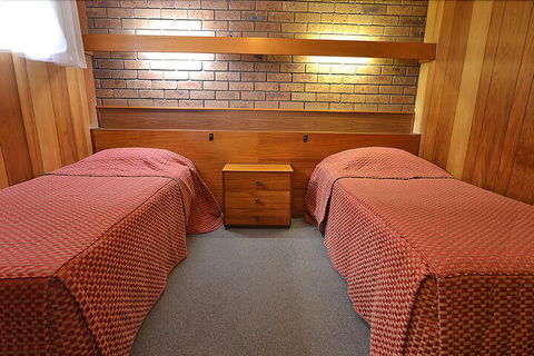 Bendigo's Allara Motor Lodge - Sunshine Coast Guide 6