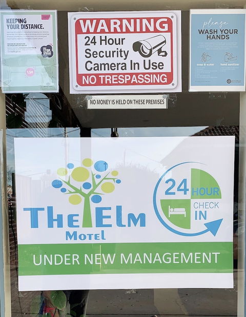 Elm Motel - Sunshine Coast Guide 2