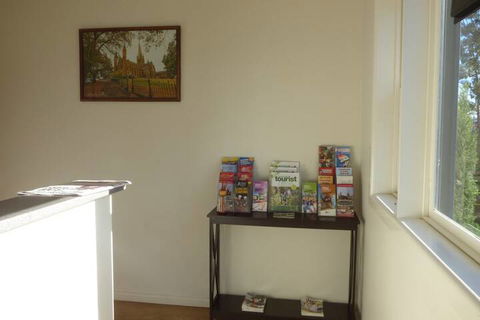 Calder Family Motel - Sunshine Coast Guide 1