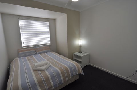 Bluedock Apartments - Sunshine Coast Guide 4