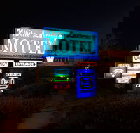 White Lanterns Motel - Sunshine Coast Guide