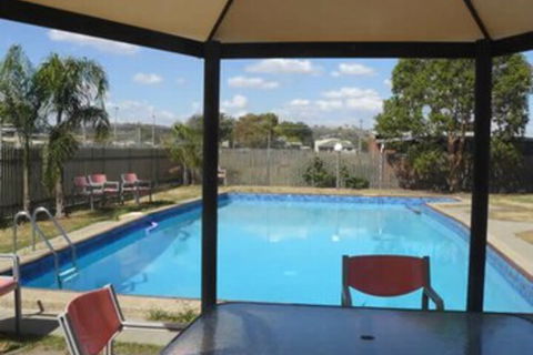 Australia Park Motel - Sunshine Coast Guide 2