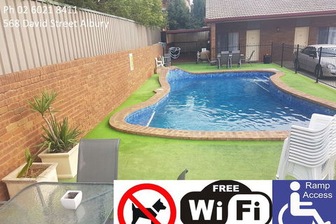 Fountain Court Motor Inn Albury - Sunshine Coast Guide 2