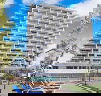 Elouera Tower Beachfront Apartments - Sunshine Coast Guide
