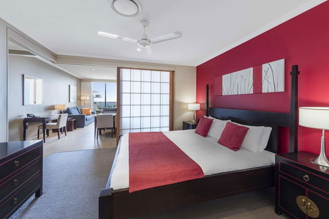 Oaks Hervey Bay Resort And Spa - Sunshine Coast Guide 3