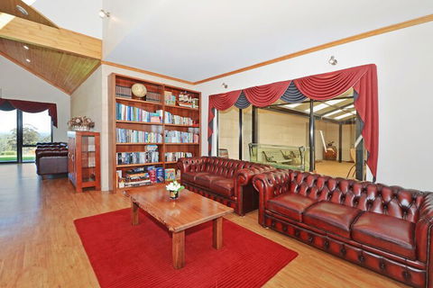 Sensational Heights Bed & Breakfast - Sunshine Coast Guide 4