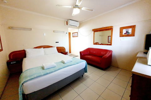 Ardeanal Motel West Wyalong - Sunshine Coast Guide 6