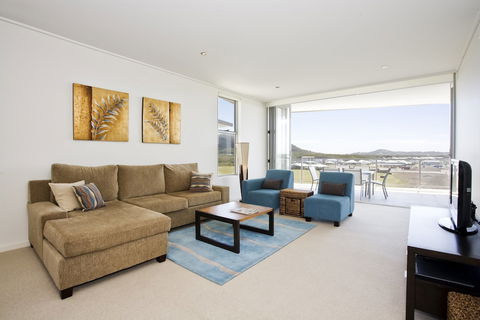 White Shells Luxury Apartments - Sunshine Coast Guide 5