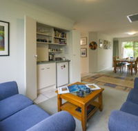 Bellevue Bed  Breakfast McLaren Vale - Sunshine Coast Guide