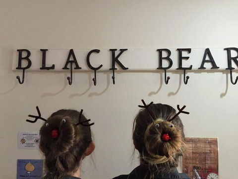 Black Bear Inn - Sunshine Coast Guide 3
