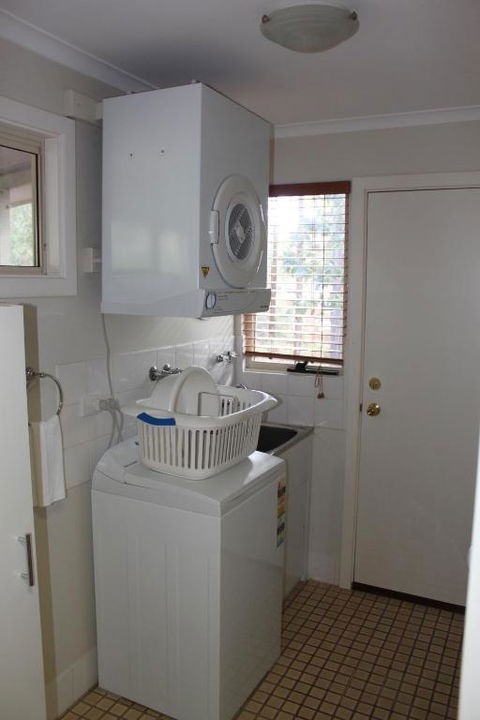 Franciscas Cottage - Sunshine Coast Guide 1