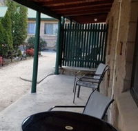 Murray Gardens Cottages  Motel - Sunshine Coast Guide