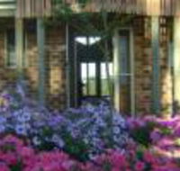 Tracks End Retreat - Sunshine Coast Guide