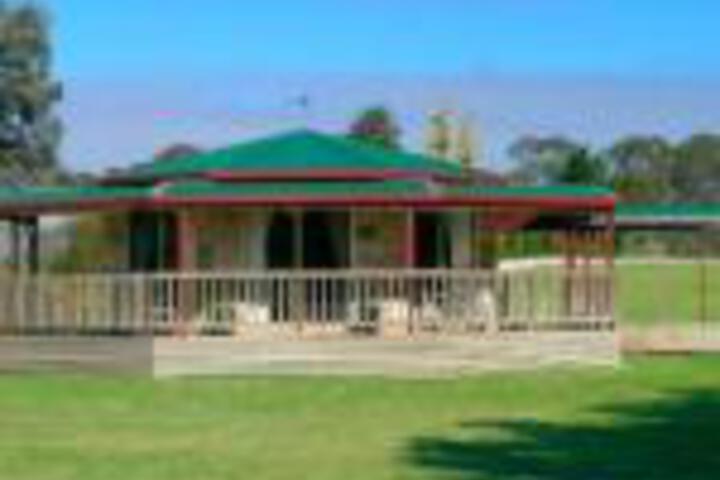 Sunshine Coast Guide